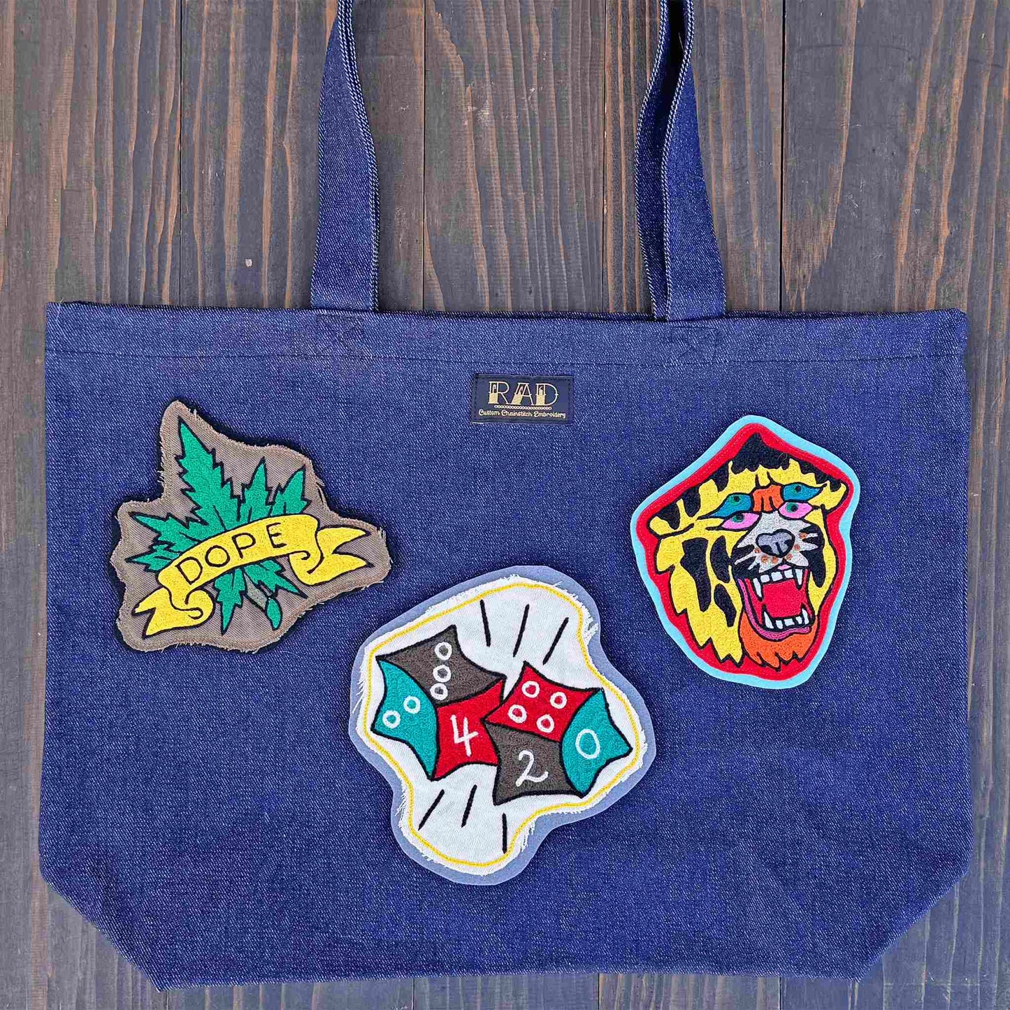 ワッペン縫い付けサービス | ハンドルミシン