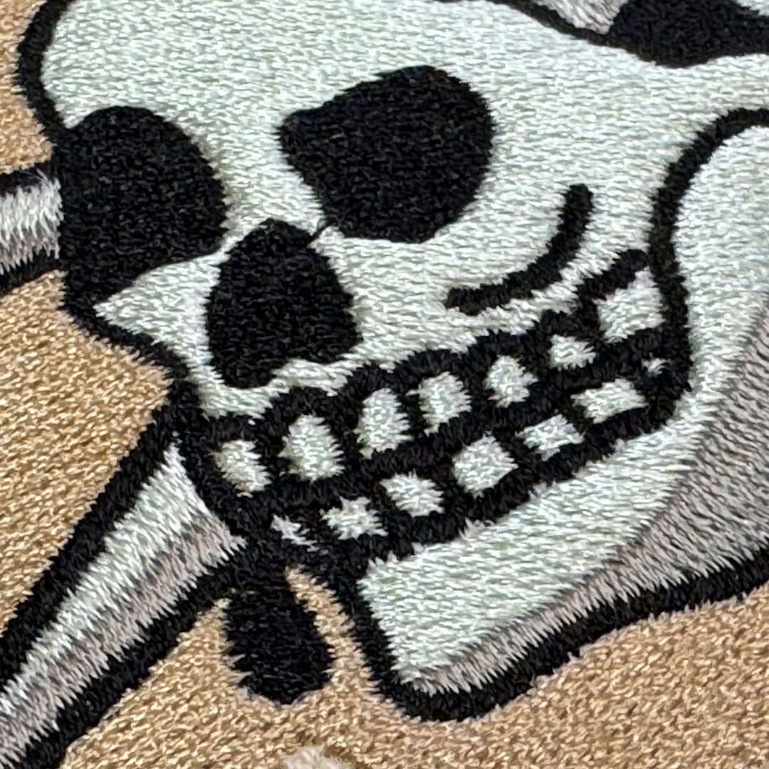 トラディッショナルスカルアンドダガー | ジャガード刺繍ワッペン